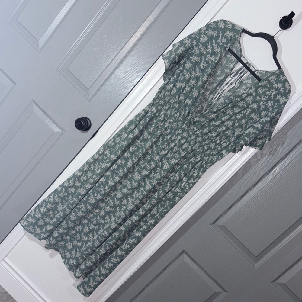 Women’s Summer Flowy Green Floral Maxi Dress size 1XL